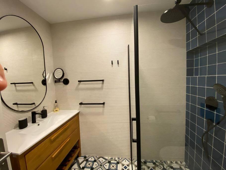 Stylish & Modern 1 Bedroom Suite On Frontline Of Playa Del Duque Costa Adeje  Εξωτερικό φωτογραφία